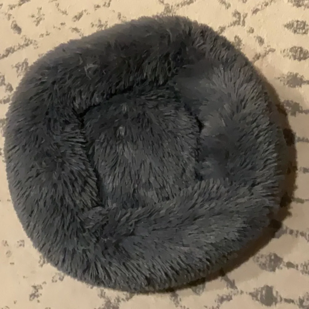 NEW Calming Round, Anti-Anxiety, Cozy Plush Faux Fur Cat/Sm Puppy Cushion Bed